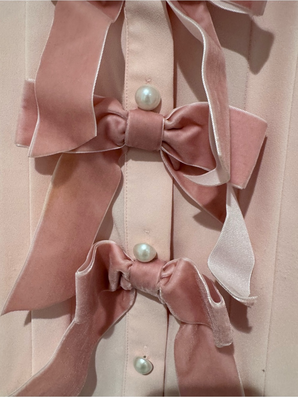 Halogen Atlantic Pacific Pink Bow-Front Pleated Blouse with pearl detail. Size M - Picture 8 of 9
